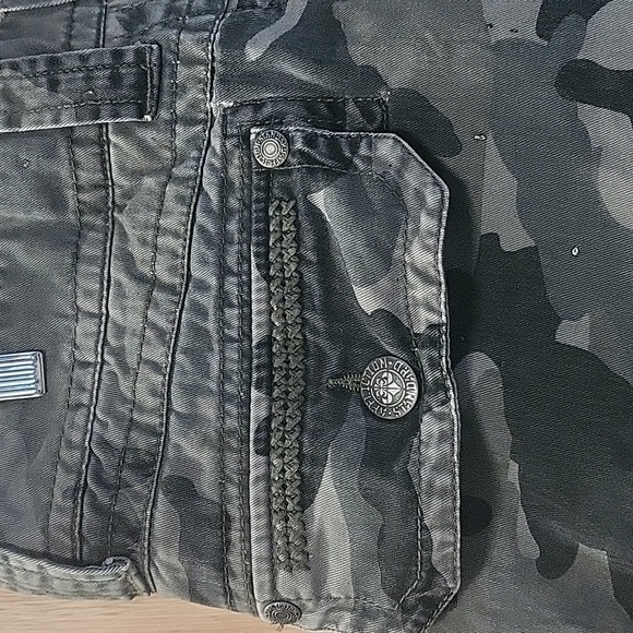Mens Affliction Cargo Camo Shorts Bottoms - Picture 8 of 11